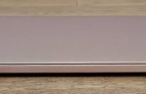 lenovo-ideapad-s540-sides-back