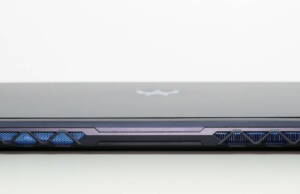 acer-predator-triton-500-sides-back